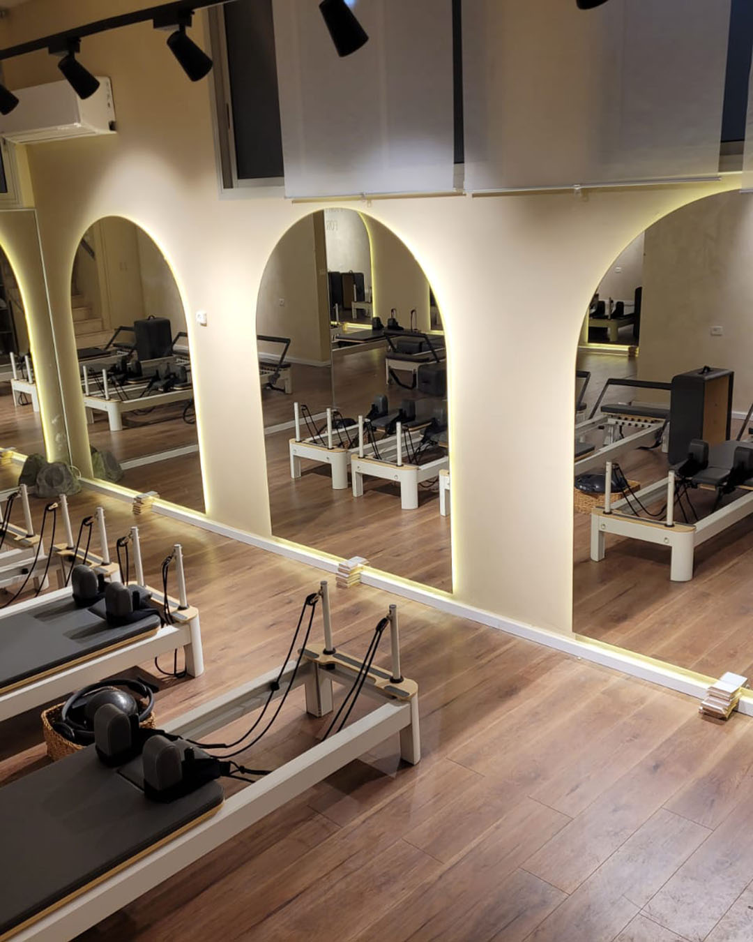 project-02-pilates-mirrors-02-1080x1350