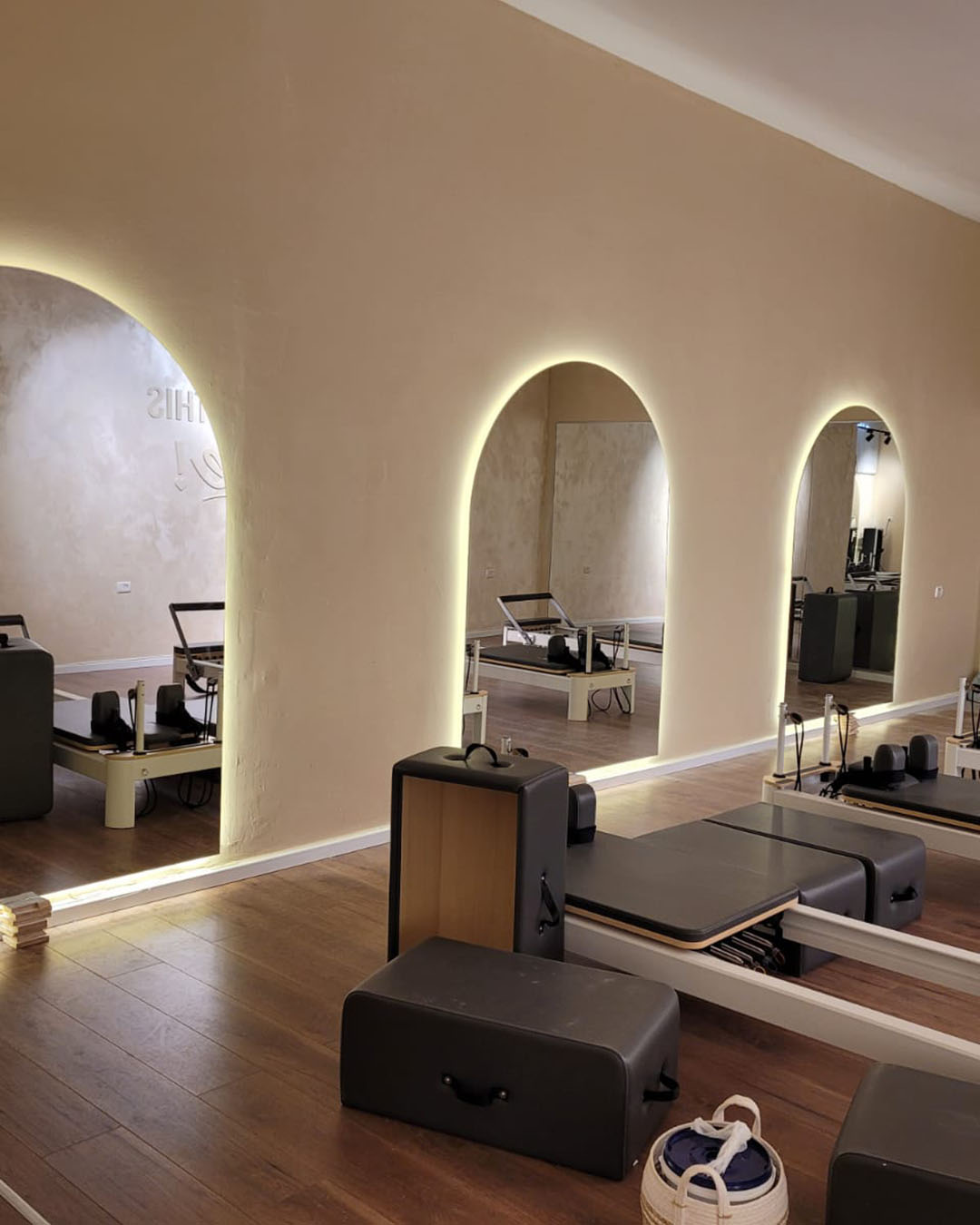 project-02-pilates-mirrors-03-1080x1350